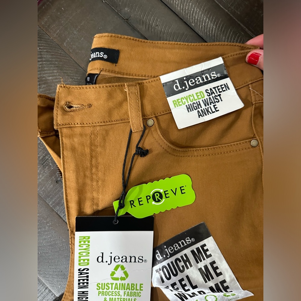 Women’s jeans